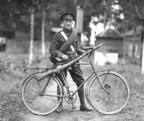 A cyclist of Brutinel's Brigade, at Rockliffe (Ottawa) on the occasion of the Governor General's inspection. MilArt photo archives
